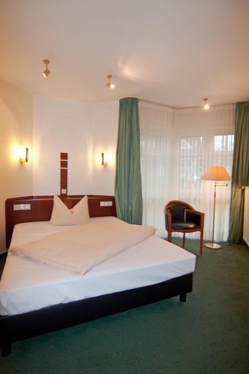Parkhotel Unter Den Linden Halberstadt Værelse billede